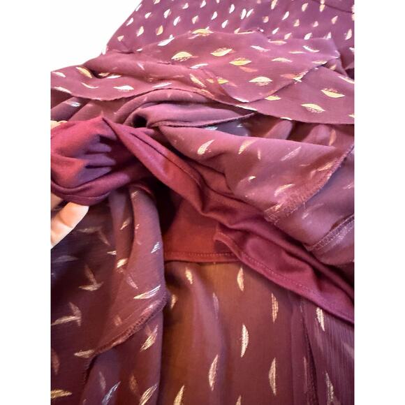 Betsy & Adam Burgundy Chiffon Foil Gown - Size 16 - Picture 10 of 16